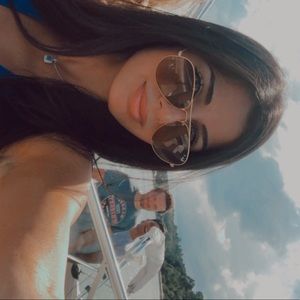 Meet your Posher, Summer